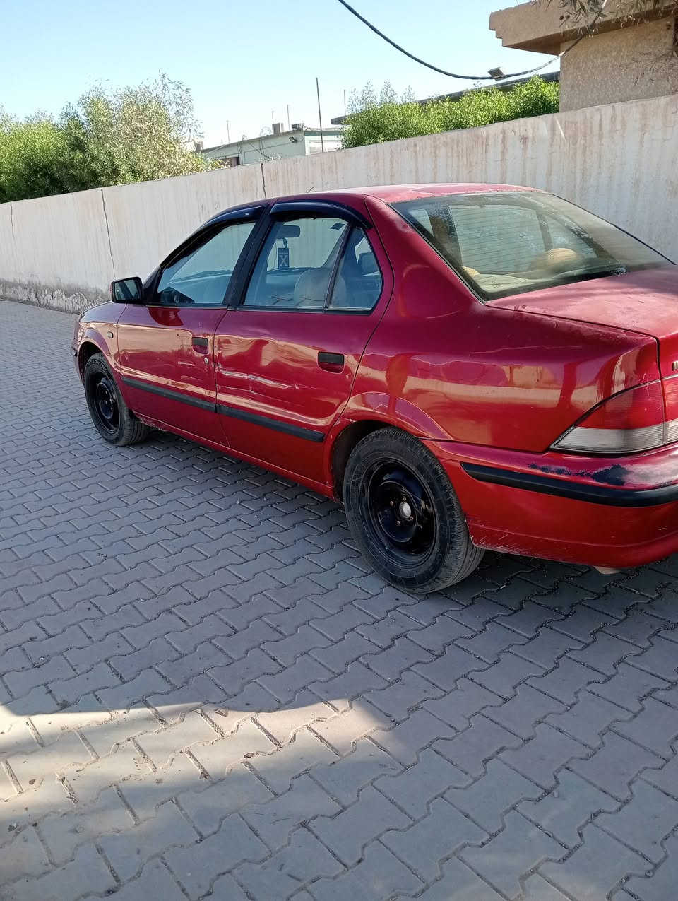 السلام عليكم ورحمة الله وبركاته
سمند موديل 2012 رقم بغداد بأسمي رقم انكليزي مكينة كير صدر خير من الله بيها طخة باب السائق والخلفية تايرات نص عمر السعر 43 وبيها مجال
للشراي للاتصال على الارقام التالية
***********
***********
