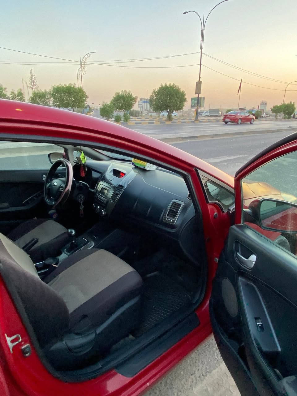 كيا سيراتو السعر ٩٩ $ورقه 
موديل ٢٠١٣ سياره مكفوله ما عدا البارد مكان السياره بابل بسمي تحويل مباشر رقم بغداد مشروع وطني
الاستفسار اكثر خاص او الأتصال على الرقم ***********
