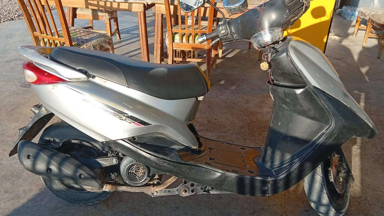 سلام عليكم دراجه بريز موديل٢١لبيع أصولي الدراجه بيع او مراوس بكير  المكينه كفاله عامه الدراجه شرط الترقيم مكاني ديالى بعقوبة ***********
