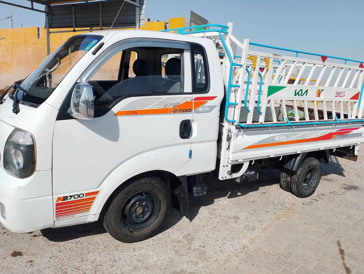 السلام عليكم كيا 2700 موديل 2016 رقم كركوك دولي سنويه جديده  تحويل شرط محرك كير اكسل شرط شاصي شرط طخم تاير جديد صدر جديد سعر120 اوبيه مجال العنوان كركوك 
***********
***********
