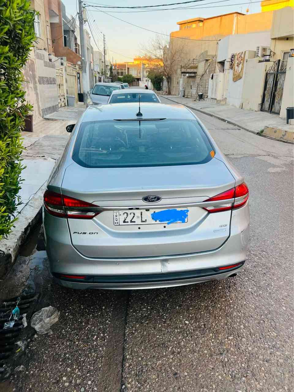 ماشااللە 

ڤۆرد :-فیوژن
موديل2017
مواسەفات :-SE
مەکینە :-15توربو
دوو کوشنی پشەوە:-کارەبا
کۆدی :-دەرگا
بصمه
سنوق:-بەسمە
کامێرە:-دواوە
حاسە
تایەو ویلی :-گەوەرە
لایت :-لید
تەحکوماتی؛-سوکان

زۆمواسەفاتی تر
 
سەیارەکە پێشو دوای کەپسە 
بي  بۆیاخە 
بێ ئیرباک و بێ ناو گرت

 
گێڕو مەکینە و تەحویل غرامە بە شەرت

سەنەوی و ژینگەو ڕێگاو بانی تازەیە 
*********** أربيل, العراق
