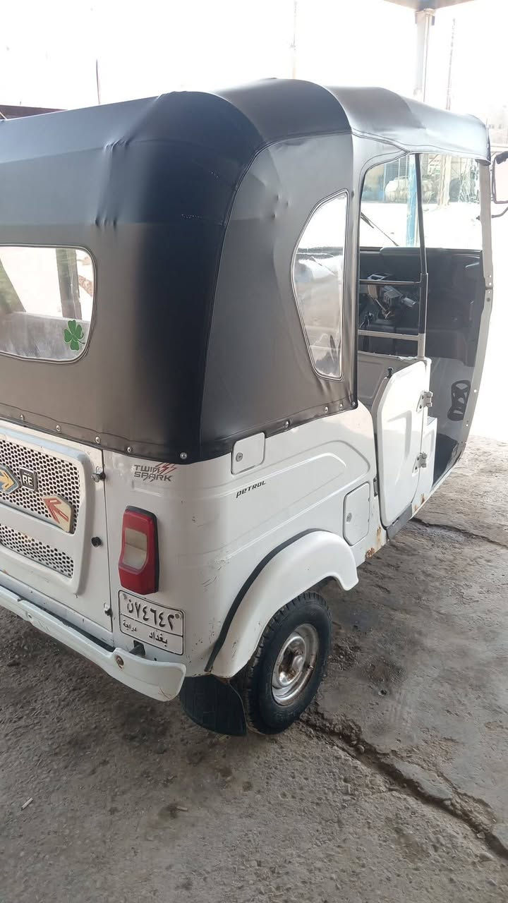 سلام عليكم تكتك البيع موديل 2022 رقم ***********..... ***********
