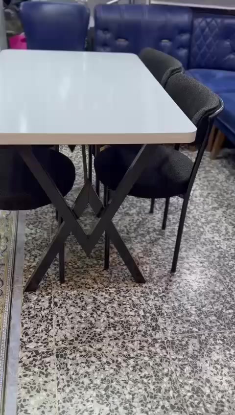 ميز مع كراسي اربعه ب١٢٥
*********** الاتصال على الواتساب

