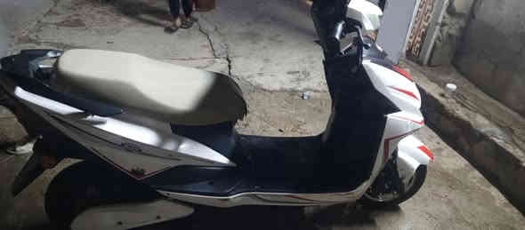 سلام عليكم. موطور شحن البيع شغال العنوان الرمادي الصوفيه التواصل رقم الهاتف *********** سعر. 600وبي مجال الشراي
