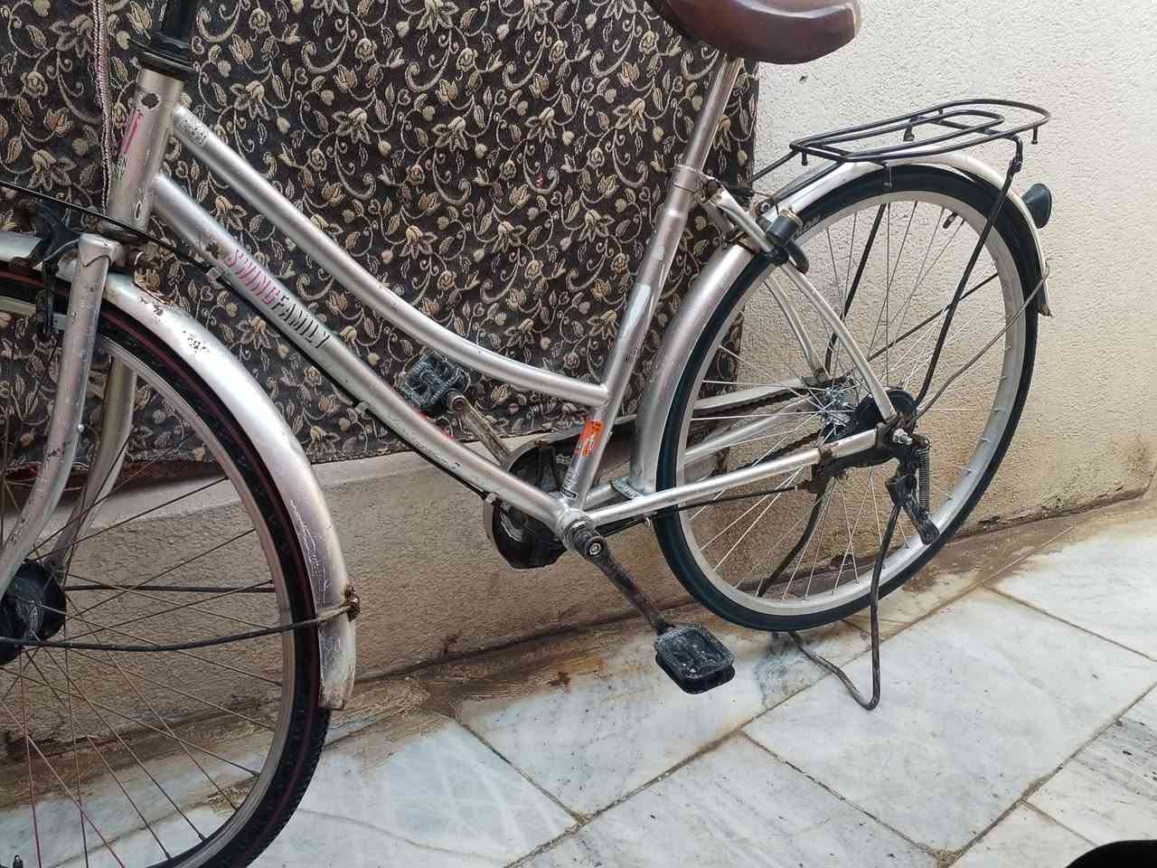 السلام عليكم شباب باسكل للبيع مكان ناصريه مركز سعر 75 وبي مجال


**إذا كنت صاحب هذا الإعلان وتريد حذفه لأي سبب، رجاءا أرسل رسالة إلى الدعم الفني**