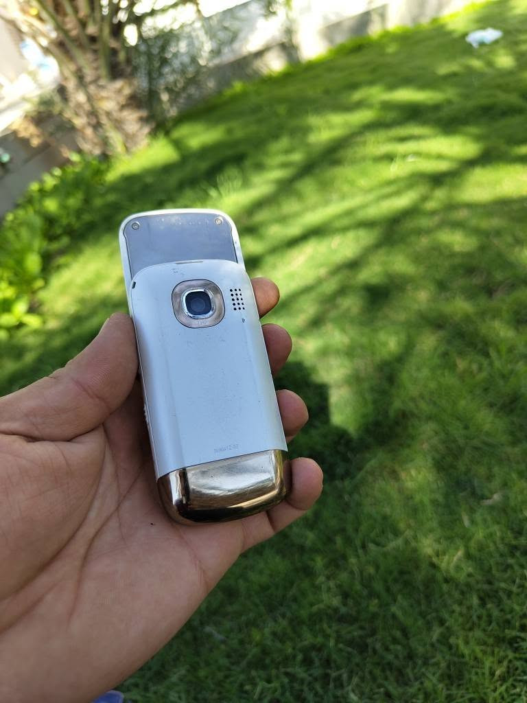 موبايل نوكيا c2 خطين الاصلي 
جهاز نظافه ممتازه الشراي يتصل 
***********
***********
يوجد توصيل لجميع لمحافظات العراق
