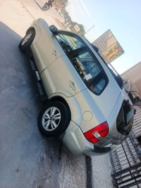 توسان للبيع موديل 2009السعر88ورقه الاتصال07713399317