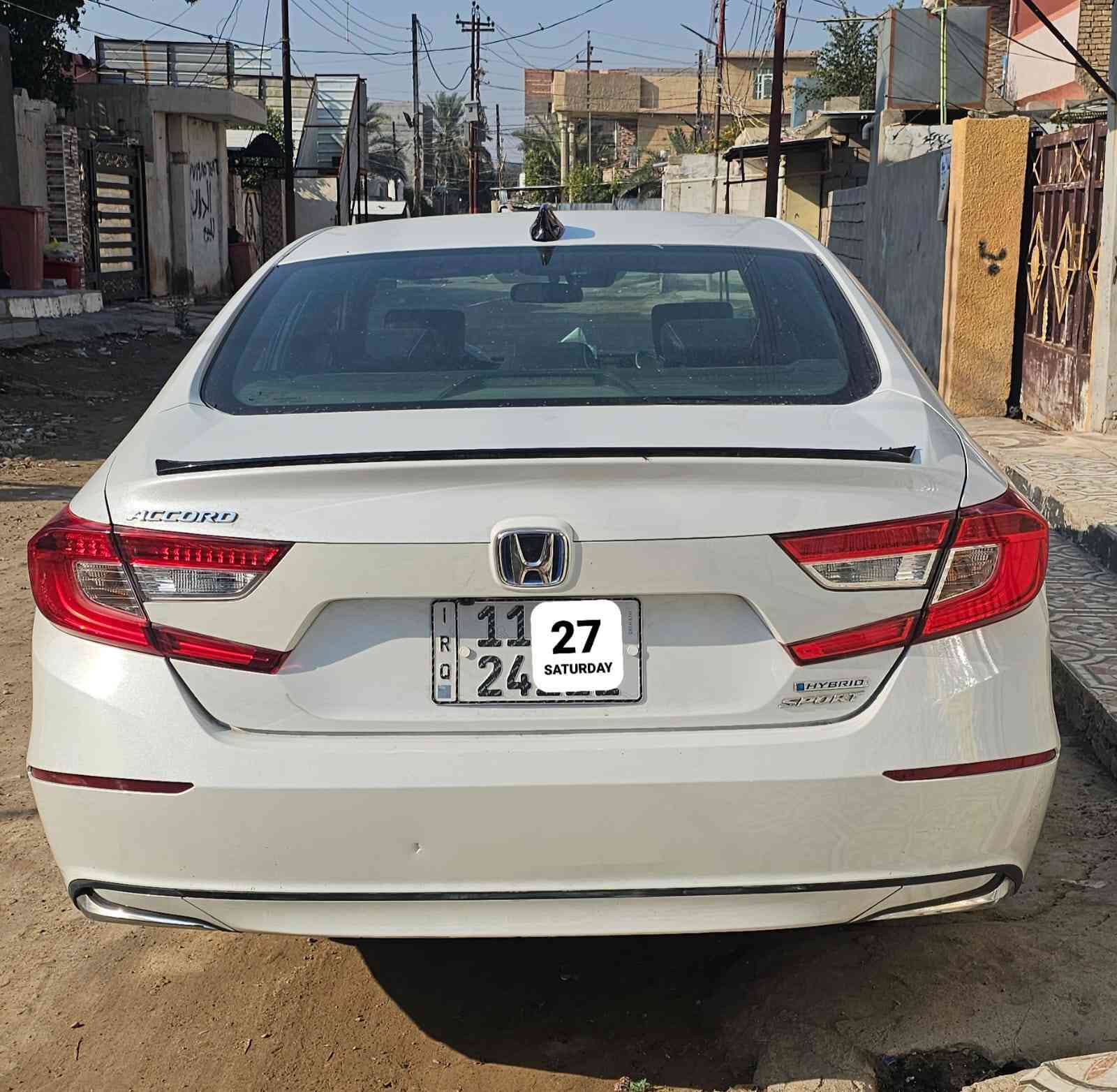 هوندا اكورد هايبرد سبورت موديل 2022 
حادثها بنيد امامي مبدل و خشم جامرلغ الأيمن مع ايرباك ستيرن
رقم بغداد  باسمي تحويل ثاني يوم
صور السيارة مع الحادث
المواصفات :
المحرك : 2.0 
كير بصمه 
مانع انزلاق 
شفتات ستيرن 
دخول الذكي 
شاشة ذكيه 
قيادة الذاتية
تشغيل عن بعد 
عداد الكتروني 
كرسي كهربائي 
أنوار نهارية LED
رادار مانع التصادم 
كاميرا خلفية بثلاث اوضاع
أنماط القياده المتعدده Ev,Eco, normal, Sport
سايد بريك بصمة 
نظام Apple car play
حساس ضغط الاطارات TPMS
 ويل 19 رياضي
مع مواصفات اضافيه مثل
أزرار التحكم من مقود رادارات + الهاتف + المسجل + الخيارات 
رادار حماية من التصادم في حاله وجود خطوره وعدم انتباه السائق
وتخفيف سرعة السيارة تلقائياً
مكاني 
ديالى بعقوبه حي المعلمين 
للاتصال او واتس اب 
*********** بعقوبة, ديالى
