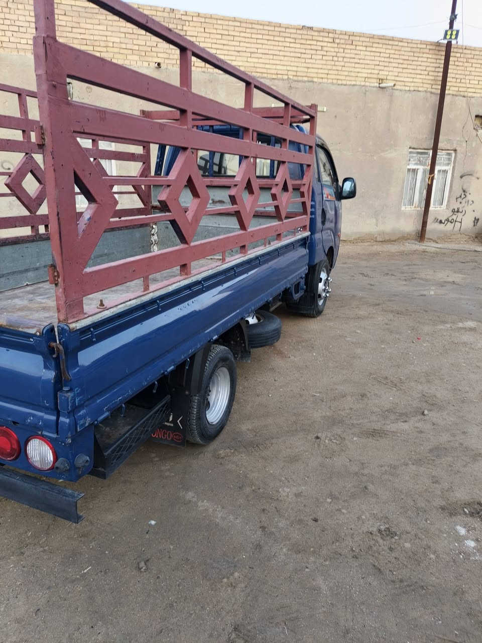 السلام عليكم للبيع فحل مسكر سياره مديل 2011 سنويه لل 28 تحويل مباشر سياره مكفولة من من الضربه   مكينه وكير وشاصي ورقم تخم تاير كله جديد كرهبايات كله جديده سعر 93 وبيه مجال بيه رشات صبق *********** ***********
