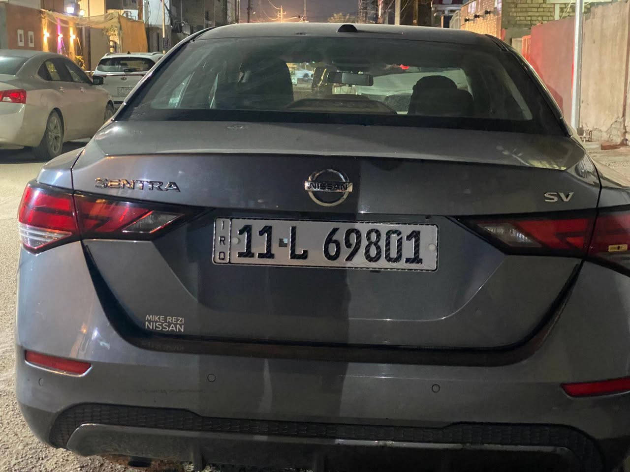 بيع سريع
سلام عليكم 
للبيع نيسان سنترا موديل 2022
المواصفات sv 
رقم بغداد  معوقين
دخول ذكي.  
بصمة تشغيل  
رادار امامي وخلفي وجوانب. 
كاميرا خلفية. 
حساسات. 
نقطة عمياء. 
مانع انزلاق. 
فول تحكم استيرن.
نظام ECO. 
نظام توقف. 
ومواصفات اخرى كثيرة.
بيهه صبغ جاملغ الامامي اليسر+ والبنيد +جاملغ الخلفي الايمن واليسر 
مكاني بغداد حي اور 
سعر 130 $ وبيه مجال 
للاستفسار عن السيارة ***********
