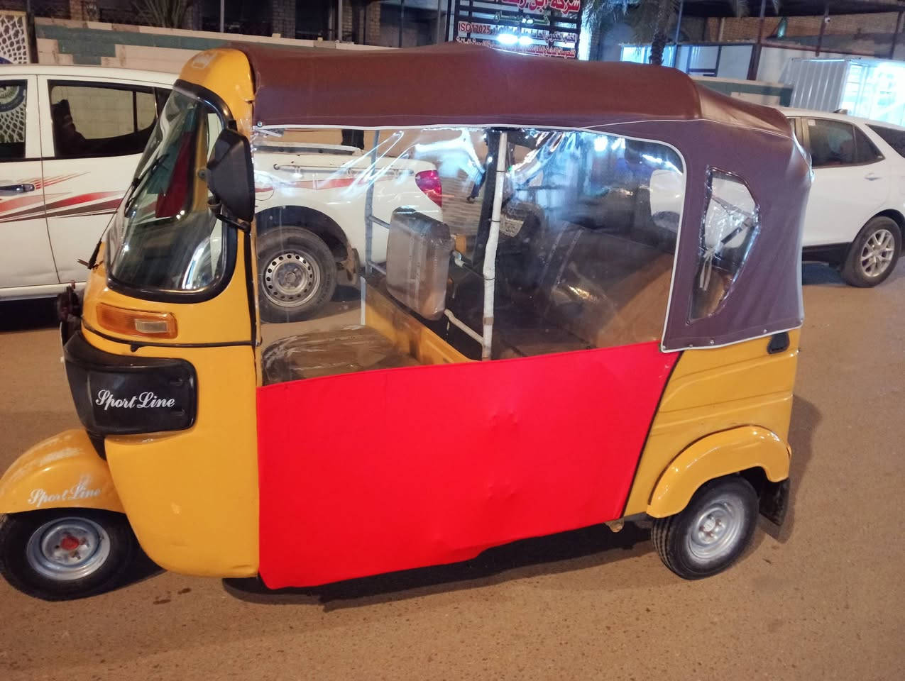 سلام عليكم شباب تكتك 21 لونين بيه لغد مرقمه جاهزه مرتبه كله شغاله سعره 6500 وبيه مجال ***********
