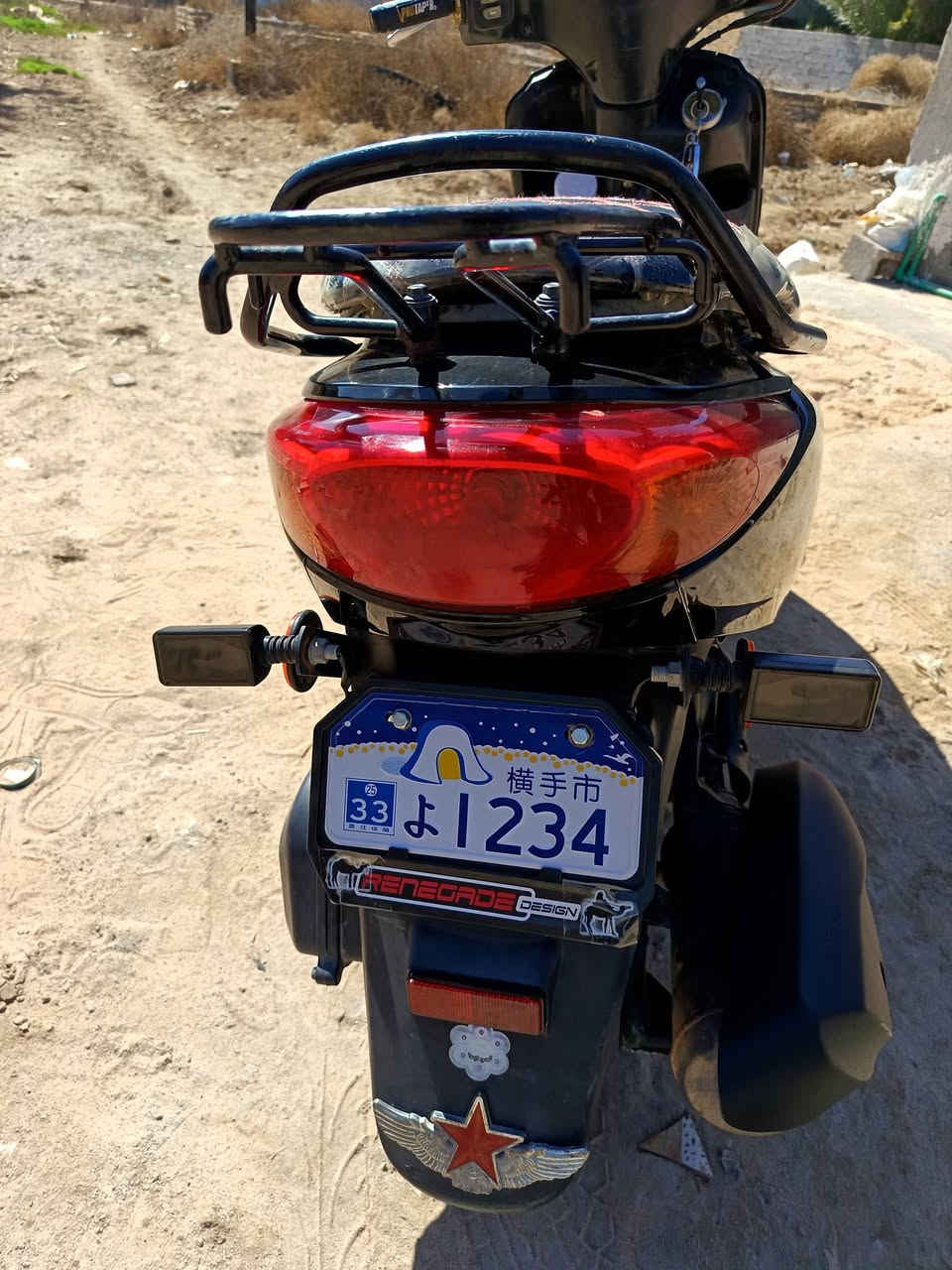 بريس بغبغاء مكفوله كفاله شرط للبيع افحص وين ماايعجبك كل نقص مابيها ماشيه 5الف للتواصل ***********
