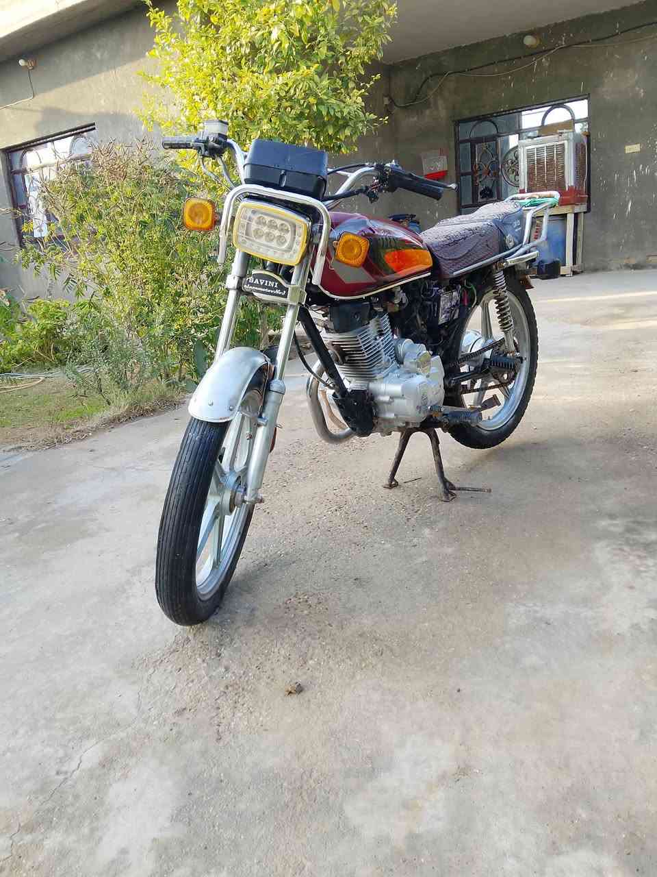 السلام عليكم للبيع سافان موديل 22
المكان حله 
***********
