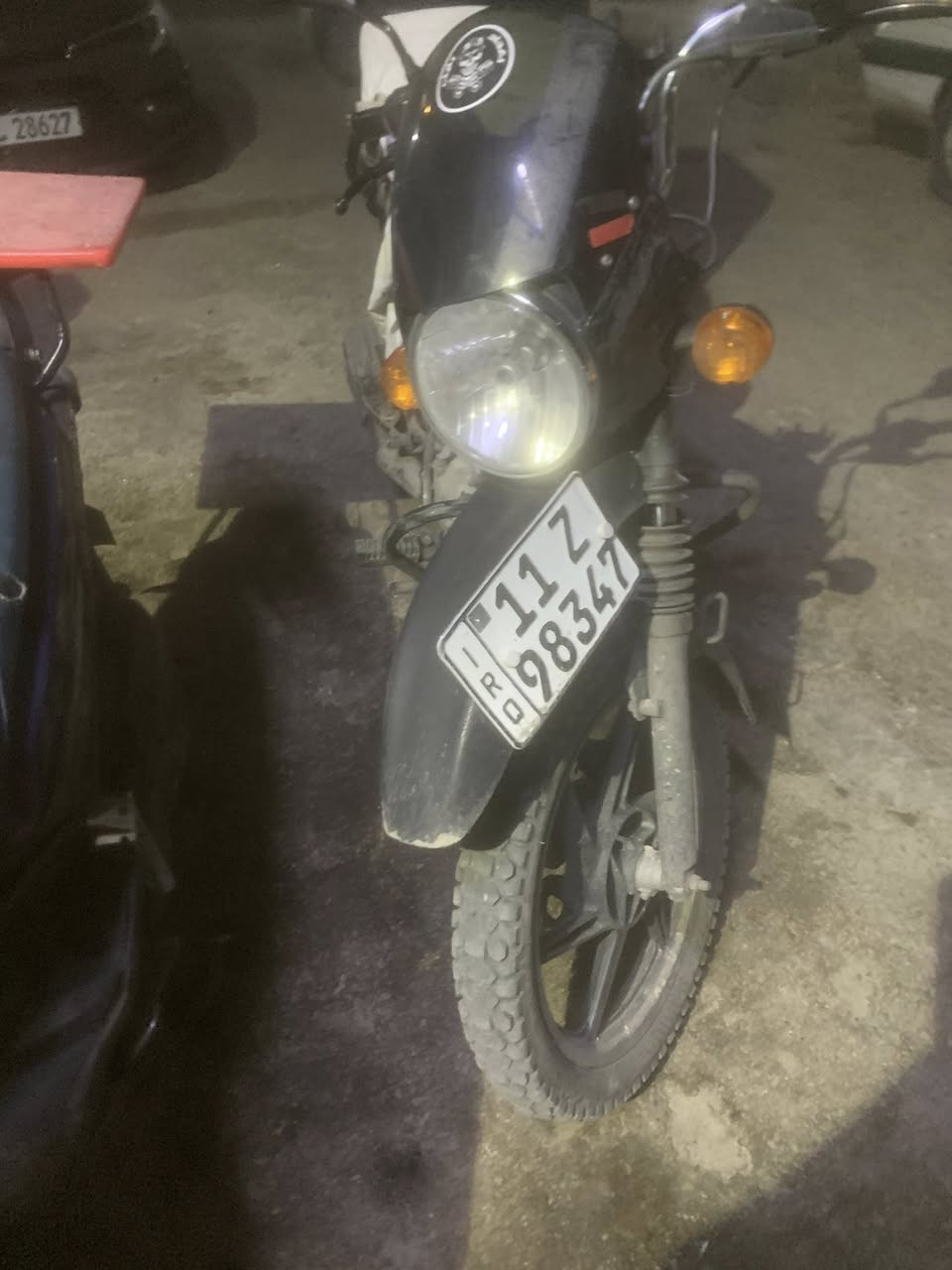 السلام عليكم للبيع بوكسر ٢٣ مرقمه باسمي تحوليه ثاني يوم سعره مليوينين و٦٠٠ وبيه مجال مكاني شارع حيفا ***********
