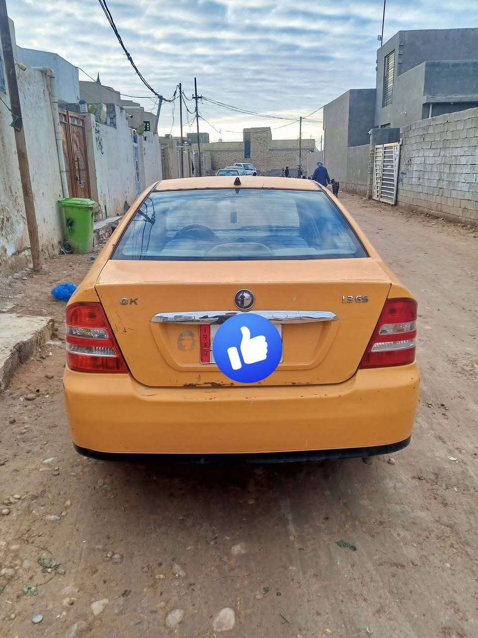 سلام عليكم جيلي سيكي 2013
البيع 
كير مكينه جدد كورله 
سنويه 2027
راعيه موجود 
سياره نفس البصوره 
مكان كوت 
***********
