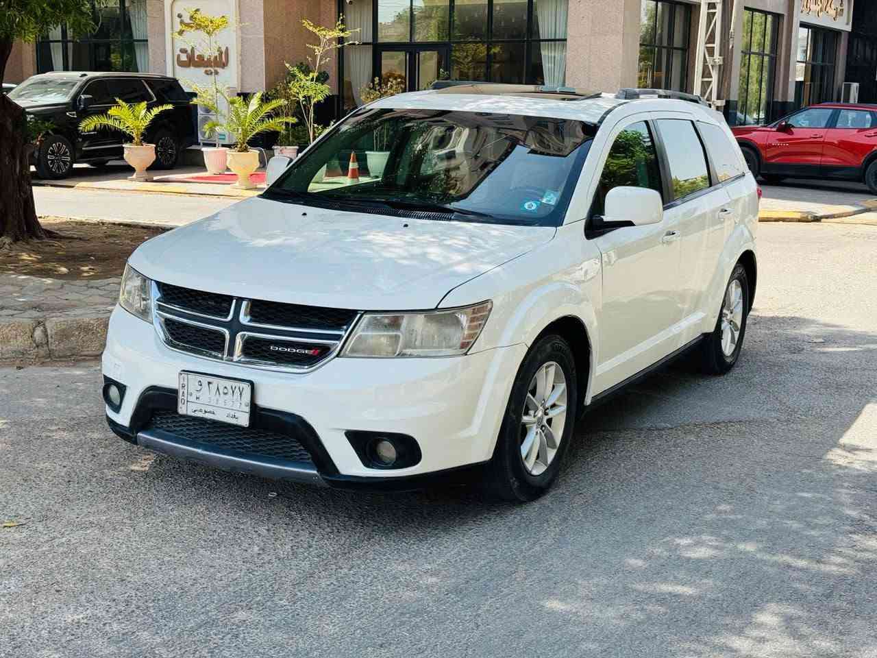 جورني مديل 2014فول مواصفات واحد على واحد سعر98ستفسار تصل رقم ***********وارد مريكي حادثه جاملغ بنيد بيه جاملغ خلفي صبغ باقي كفاله فول فتحه سقف موصفات 6سلندر3600بصمه+باواب داخل جلد بيجي بصمه تحكم ستيرن مثبت سرعه شاشه كامره فتحه سقف تبريد ❄️ حداديه جديده تخم تاير مكان سياره كربلاء
