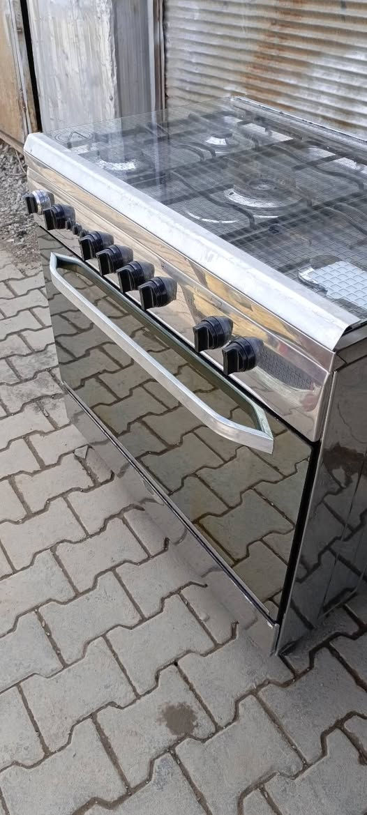 طباخ فريش مصري باب أول بعده شركه فرن كله شغال ناره زركه شركه على الفحص والضمان انطي ضمان إلي يعجبك حي العسكري مدارس (( السعر) ( ٢١٠ ) مجال قليل   / ***********
