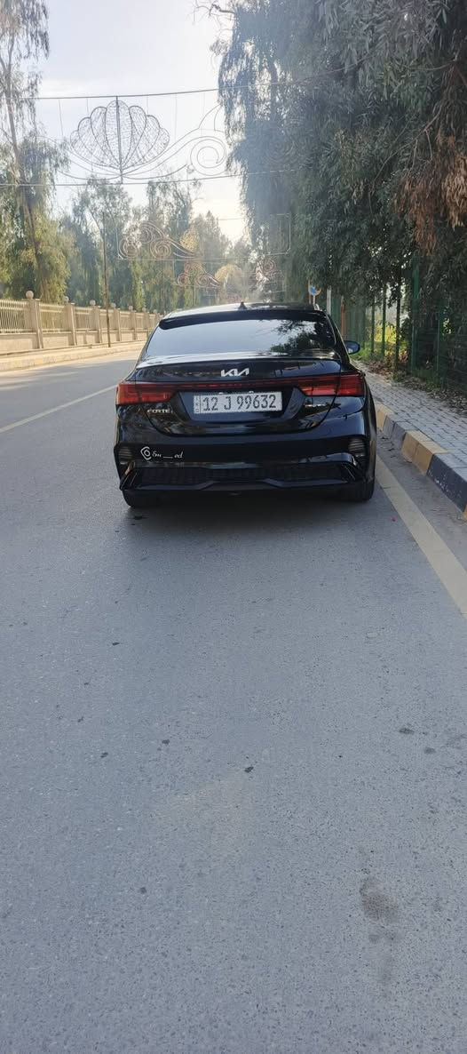 السلام عليكم . للبيع
فورتي جيتي لاين فول واحد عل واحد
موديل ٢٠٢٢
السعر ١٥٠ وبي مجال 
***********
