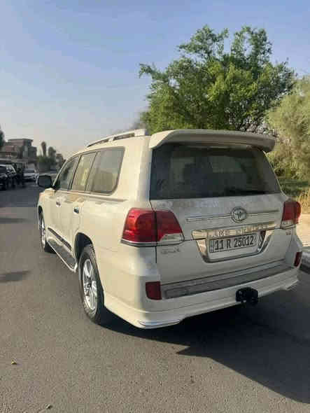 لاندكروز 2014 ( اخت الزيرو ) ساز اصل 
السياره عل شرط كفاله عامه حديد وبلاستك
عل وضع الشركه استخدام شخص واحد فقط 
جديده بمعنى الكلامه ماشي43 الف بعدهه فابلون الشركه عليهه 
المواصفات معروفه فول 1/1

كشنات جلد لونين

كشن السائق كهرباء

8 ايرباك 

3 قطع تبريد 

محرك 6 سلندر 4000

فورويل دفع رباعي 4x4

بصمه تشغيل عن بعد 

زراك لايت لايت زنون 

ويل 18 تخم تاير جديد قبل سبوع شاده

السياره جاهزه من كلشي 

شرط تراي زيرو

مكان السياره بغداد 
رقم صاحب السيارة 
***********

السعر :: اطلبه بالتعليقات يصلك خاص 📩

#ادارة_الصفحه ⚡

ملاحظه / 🔴
مدير الصفحه غير مسؤول عن بيع وشراء واصوليات السياره نحن صفحه لعرض السيارات فقط.
