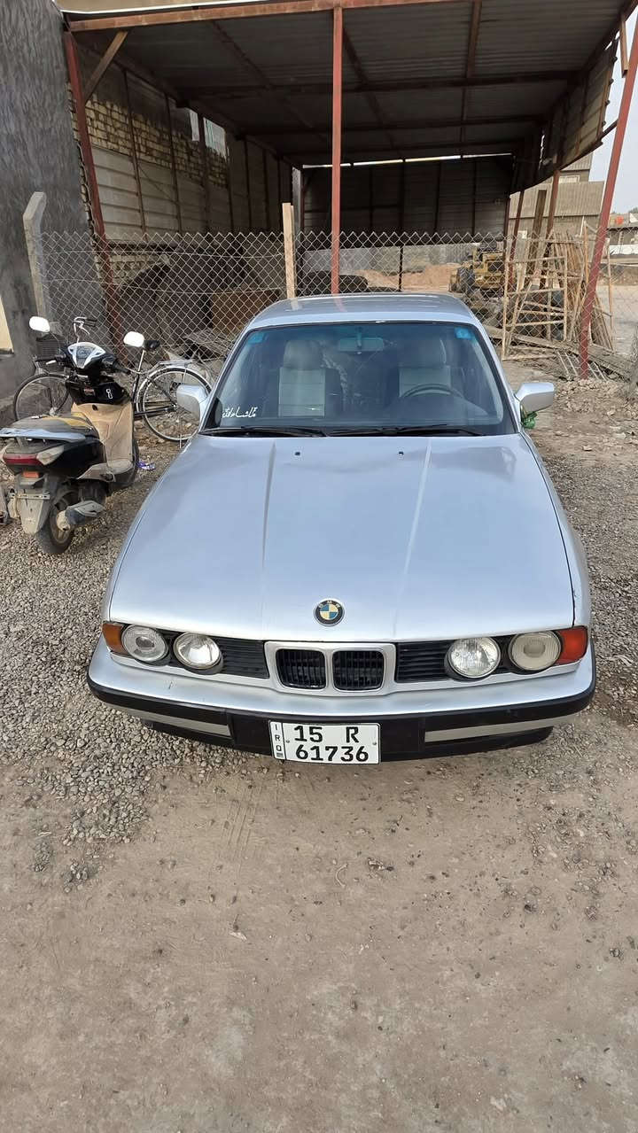 السلام عليكم بي ام للبيع موديل 90 525 مفتوح وهذا رقمي***********
