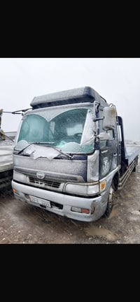 هينو صطحيه سيارة جاهزه مكينه سوبر رقم واصط انكليزي 2001 سنويه حمل سعر ...