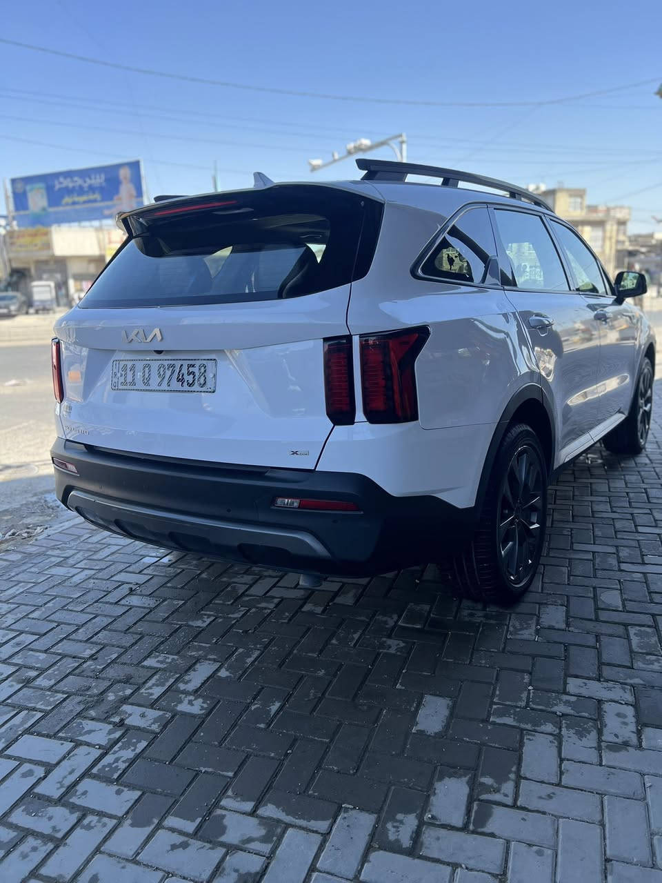 سلام عليكم 
سورنتو موديل 2023 وارد امريكي 
السياره حادثه فقط بنيد ورجع نفسه بدون اي قطعه تبديل ايرباك دركه ودشبول السياره بدون دواخل مواصفات السياره فول للخير بنوراما بصمه اشاير بل مري لايت لد بلادي مكينه 2500 تيربو كشنات جلد وكهرباء شاحن واير ليس سبعه راكب منفصل تبريد قطعتين تشغيل عن بعد رادار امامي رادار خلفي رادار جانبي كامره خلفيه 360 درجه بيه بارد اقل الشبر بل جاملغ الخلفي تخم تاير جديد مكينه وكير وحداديه عل وضع الشركة 
السيارا رقم بغداد بسمي تحويل مباشر السياره حلوه وجاهزه 
السعر 230 وبيه مجال 
الهاتف *********** 
العنوان بغداد
