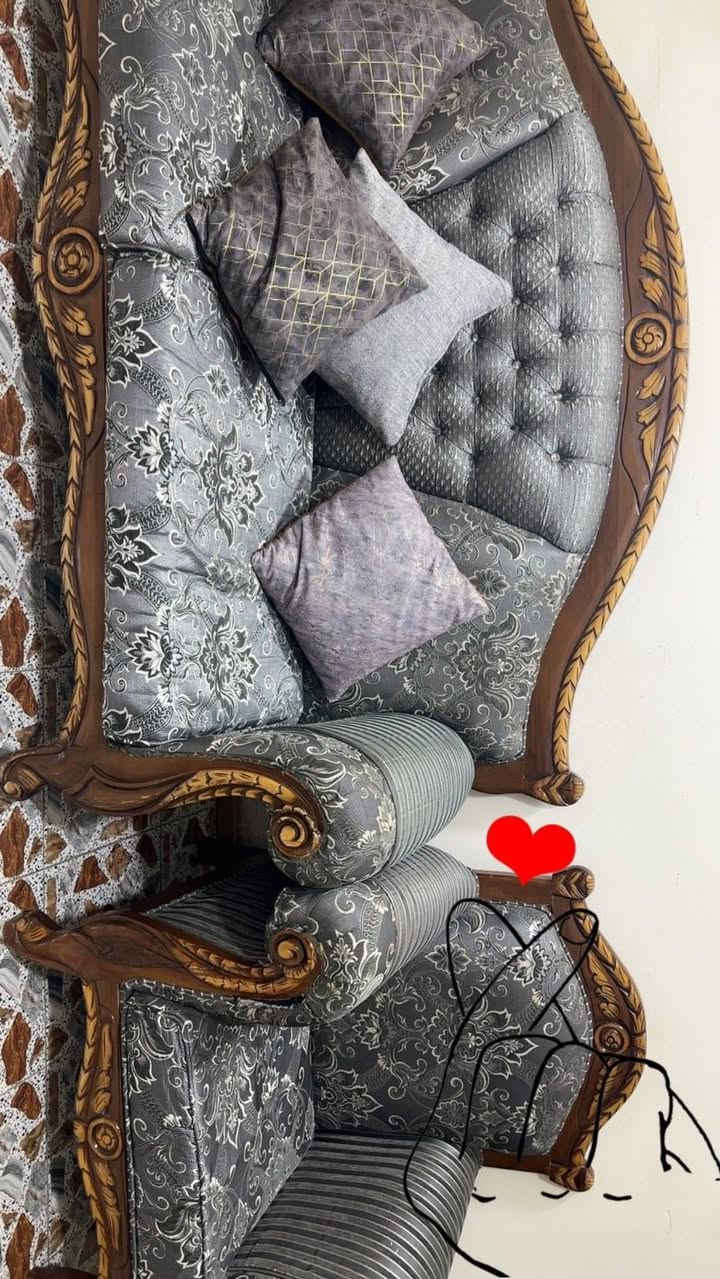 السلام عليكم ٠٠٠٠تخم ملكي  ١٠ مقاعد بسعر مناسب جدا للاستفسار خاص.


**إذا كنت صاحب هذا الإعلان وتريد حذفه لأي سبب، رجاءا أرسل رسالة إلى الدعم الفني**