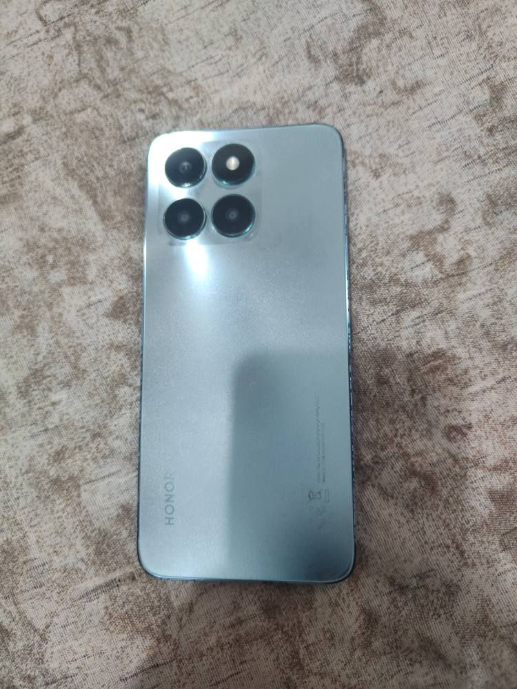 هونر كس 6 a
الذاكرة 128
بدون ملحقات 
السعر 90
العنوان ابو رمانه عمارة, ميسان


**إذا كنت صاحب هذا الإعلان وتريد حذفه لأي سبب، رجاءا أرسل رسالة إلى الدعم الفني**