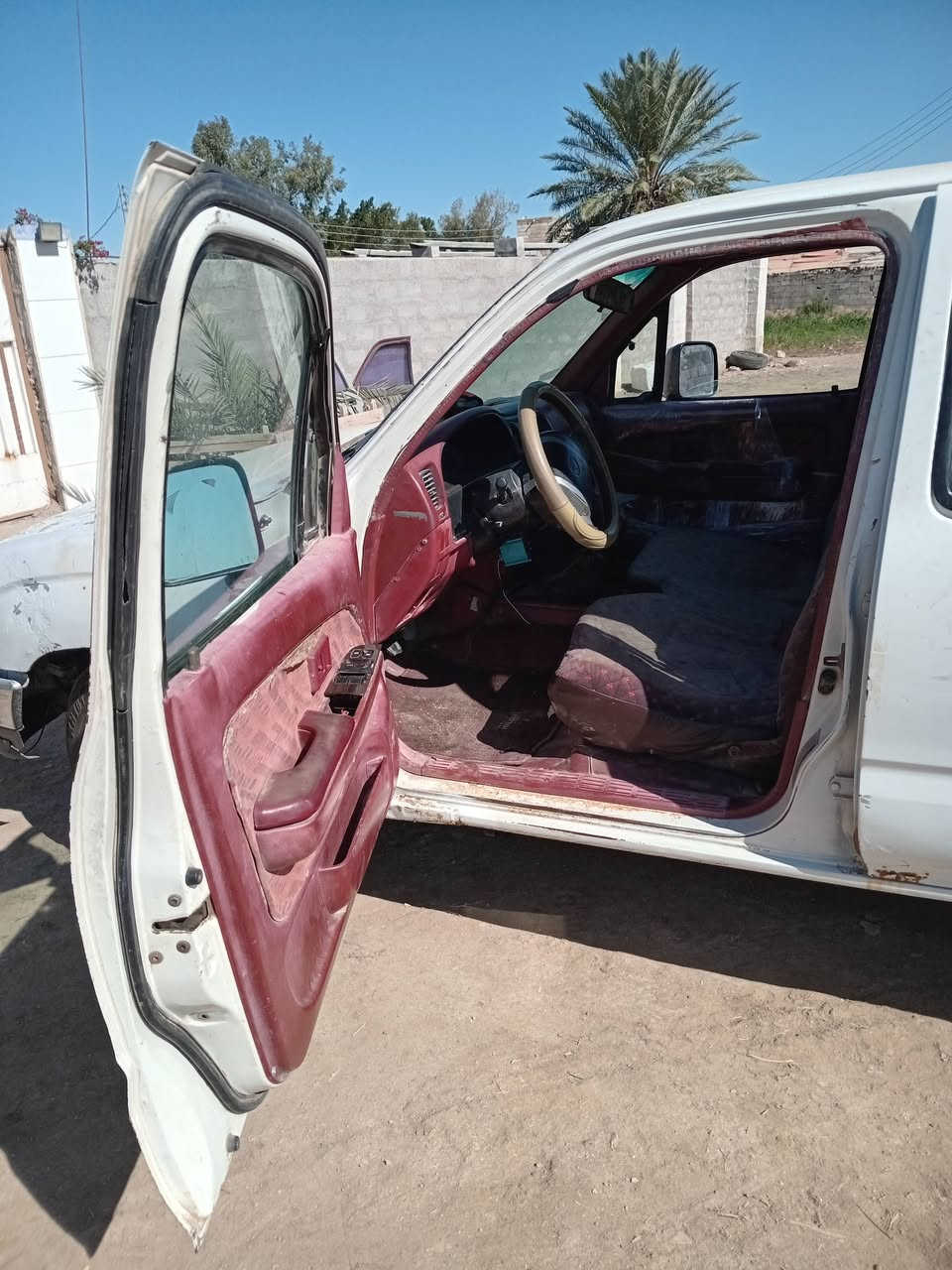جمره موديل ٢٠٠ رقم ذيقار نكليزي مداور ثاني يوم مكفول محرك وكير  وحداديه  السعر ٥٣ وبيها مجال  الاستفسار ***********

