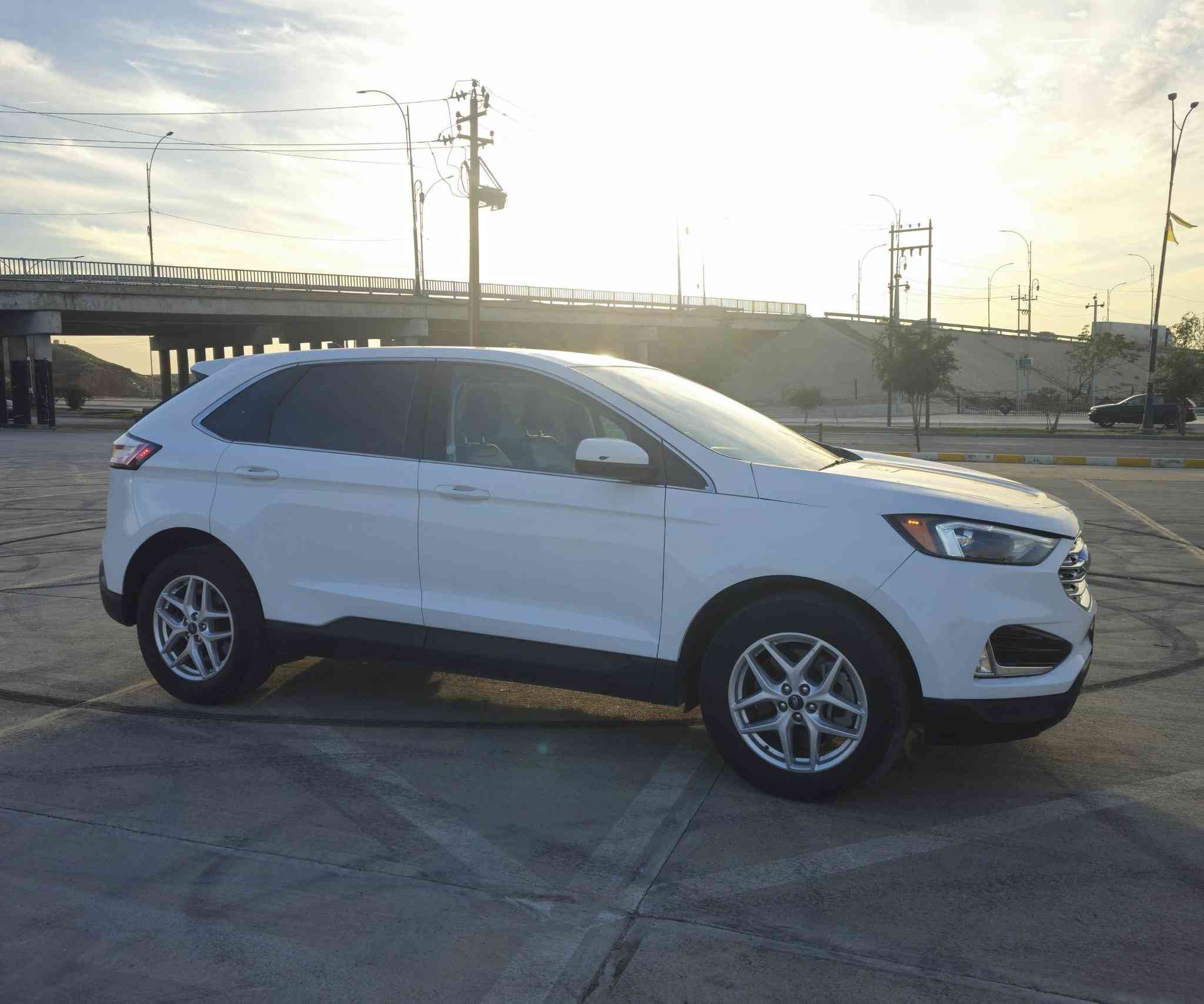 فورد ايدج 2023
رقم كاتى ٣ اشهر
مواصفات SEL سبورت
كشنات جلد وكهرباء وتدفئة
رادارات
شاشة تسلا كبيرة
فقط بنيد صبغ وبيها تعديل بارد
ماشية ٣٣ الف
سعر ١٥٩ ومجال
***********
