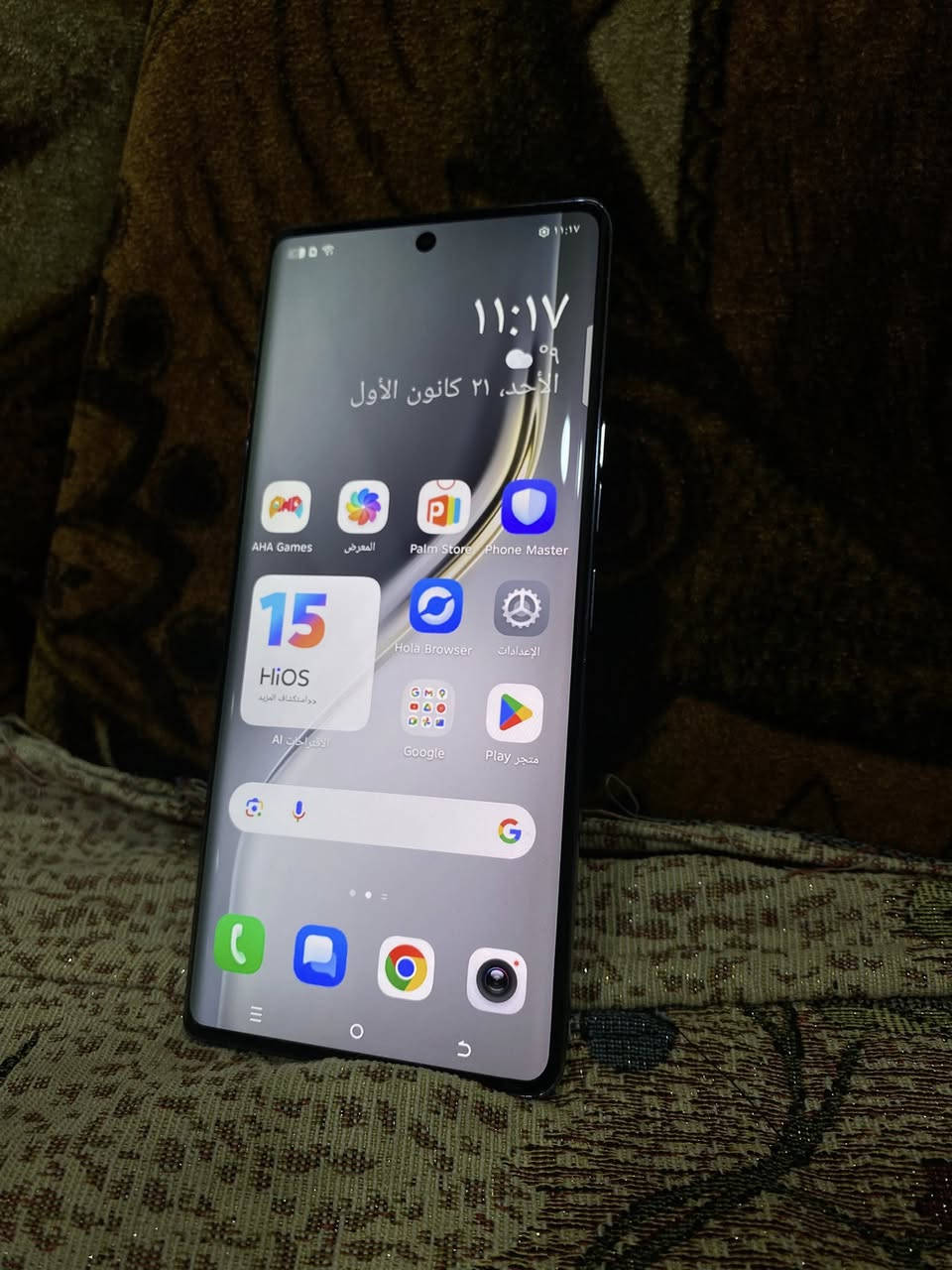 للبيع أو مراوس تكنو كامون 40برو فايف جي ذاكره 256 رام 12 +12 =24  جهاز فول نضافه كلو شغال مابيه اي عطل بوبجي 90فريم فول سلاسل بطاريه 5200 مللي أمبير قطاره بل شحن شاشه مصطحه جهاز ماوياه غراض شاشه 144هرتز جهاز جديد السعر 250 وابيه مجال حك جيه مكاني موصل حي عدن رقم الهاتف *********** جهاز كدام العين تجي تجيك عجبك اخذو ماعجبك اتركو
