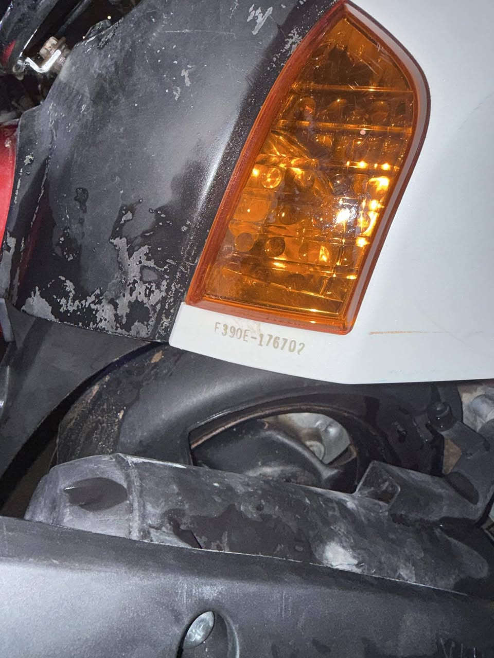 السلام عليكم بوليس بيضه ما مفتوحه للبيع 500,000 حله شارع جسر ثوره***********
