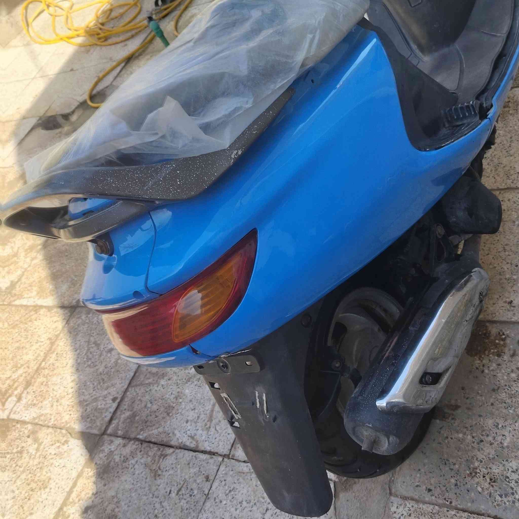 سلام عليكم دراجه فراشه سلف كهربئيات شغاله  للبيع 
مبدل بيه بس ولفات ولاستيك ولف فقط
المكان الديوانيه قضاء دغاره رقم *********** اتصال وبخدمتك
