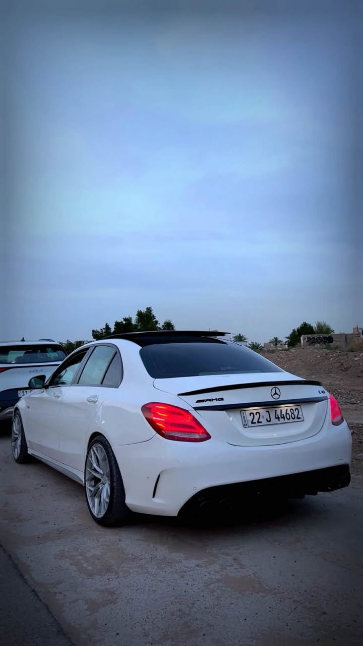 السلام عليكم
للبيع مرسيدس C43 AMG V6 تون توربو
موديل 2017 السياره داخله كلين هنا بلعراق بيها جاملغ خلفي وجنطه صبغ بدون ايرباك
فول مواصفات
شاشه جبيره دبل ماوس
حساسات 360
بانوراما 
سماعات برومستر
داخل اللوان
بكلايت دبل لد
بصمه تشغيل + بصمه 4 ابواب
نقاط عمياء
السياره AMG اصل بدي ومحرك
كشنات تدفئه
5وضعيات قياده
صندوق كهرباء + جلاق
داخل دشبول وبطاين والكراسي تطريز احمر
مرايه شفط
لايت عدسات
مكان السياره بغداد الدورة 
***********
***********
