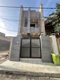 دار 100 م للبيع زيرو واجهة 4متر   يحتوي على هول صالة منور   غرف نوم عد...