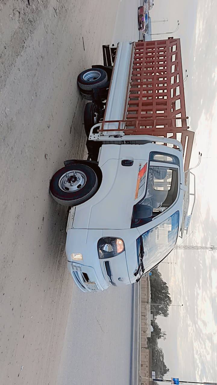 السلام عليكم موديل 14 كفاله عامه السياره استاد 27 مكينه بالكرتون جير اكسن جالكسيهتخم تخم تاير ياباني السياره جاهزه للشغل السعر وهذا رقم التليفون والشرايبي خير ويتدل***********ل السنويه لل
