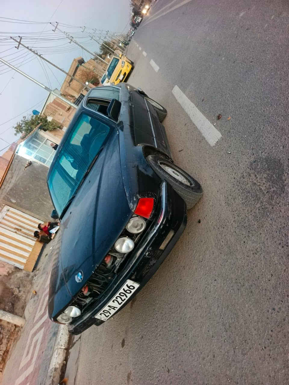 السلام عليكم عندي BMW 735 رقم واسط دولي اريد ابيعه حداديه جديده مكينه خير من الله ما اكلك زيرو السياره يرادله صبغ غرفه كامله جديده من الدشبول للجنطه باتري جديد وصايره عليه الله شاهد على كل حرف حجيته فوك ٦٥ ورقه من وره التصليح لان اخذته جنيان والله حته ارفيو جديد بس اني اكلك تجي بعينك وشوف اريد ٣٥  والله العظيم لو ما محتاج ما ابيعه وكاعد اروح بيه للدوام بغداد وكلش مابيه سياره كربلاء اطوريج وتجي اشوف بعينك لان حته صور ماعندي اله واذا ماعجبتك اني ارجعك الاهلك لان مالي خلك اطكله صور 
***********
***********
