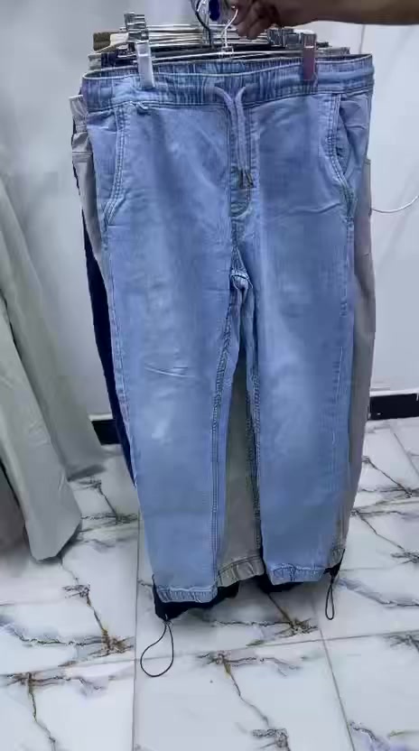 على بركة الله فتح يوم الجمعه باله اوربي وخليجي كل الاصناف الرجالي الصيفي 
بنطرون كتان قماش كابوي برموده تراك برموده رياضي ترانشوز شفقه بجامه 

بالات ميلانو 2 للباله الاوربيه الرجاليه
شارع 40 محلات الاسثمار الجديده


**إذا كنت صاحب هذا الإعلان وتريد حذفه لأي سبب، رجاءا أرسل رسالة إلى الدعم الفني**