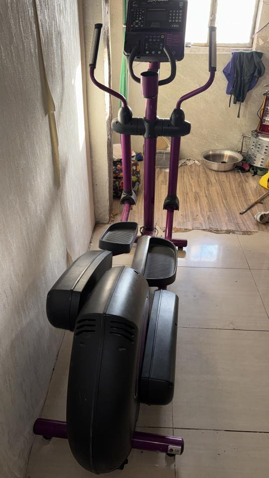 للبيع  السعر 900 الف  الاتصال عل رقم ***********
