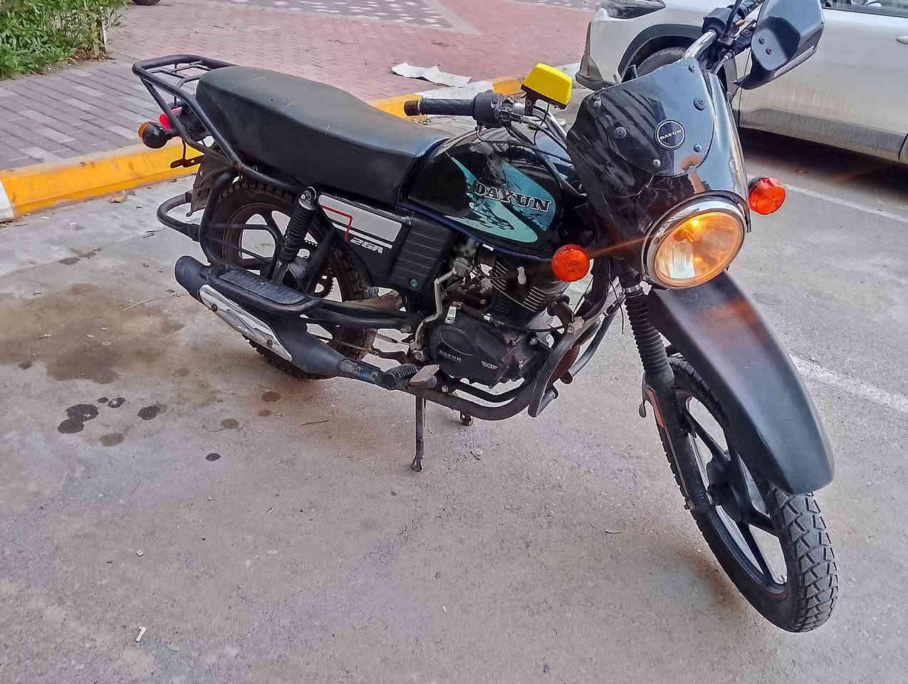 دراجه للبيع : النوع دايوان جبلي 150cc
المديل : 2022 

الدراجة حالة الوكالة ما مبدل اي شي 

عدسه زنون LID عالي ناصي
 
رقم التلفون : ***********
مامتواجد عله فيس
