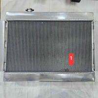 قطعتين راديترات  ٣ خانات القياسات واضحة امامكم 07733337620