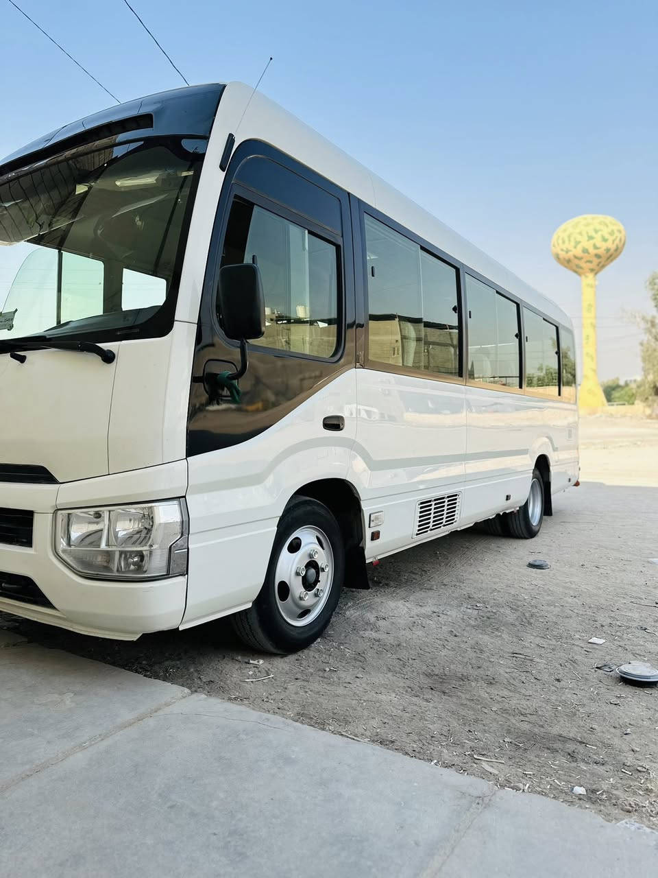 سلام عليكم كوستر مودل ١٧ سياره كامله  دوشمه عامه كشن ستاركس مكينه وكير واكسن كفاله صبغ قليل  مكان سياره كربلاء سعر ٤٢٥  لاستفسار ***********
