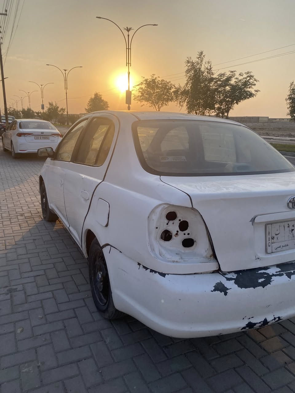 كورلا ايكو مديل 2001للبيع سنويه منتهيه وراعيها ما اندله السياره سعرها 30ورقه وبيها مجال الشراي يتصل *********** مكان السياره بصره جمعيات
