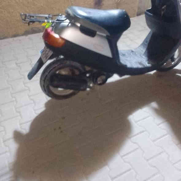 السلام عليكم دراجه للبيع كهربائيه شغاله سلف هندر حلوه سعر 350 وبيها مجال شراي يتصل هذا *********** مفتوحه مره واحده حلوه شلعه معدل
