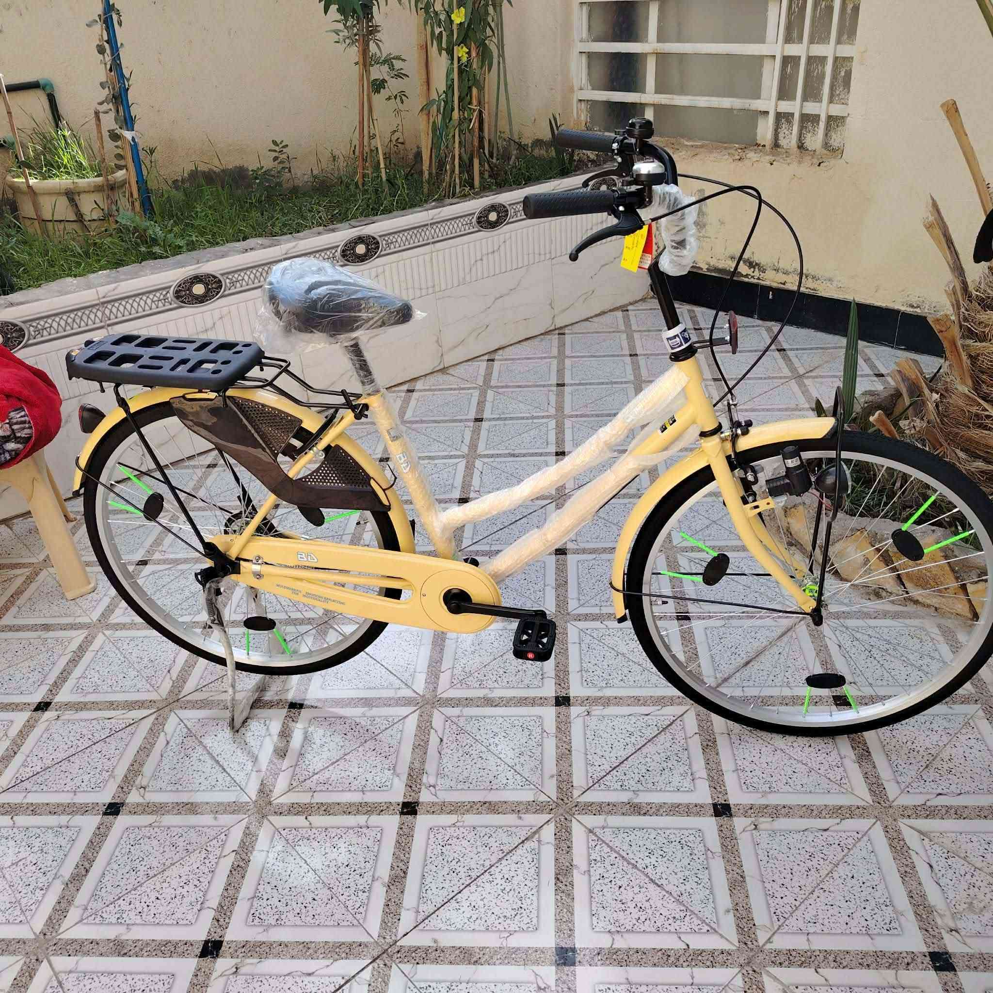 السلام عليكم باسكل للبيع
ماماشي متر بعده بجيسه ومزورق وكامل 
سعره 180وبي مجال قليل 

***********
