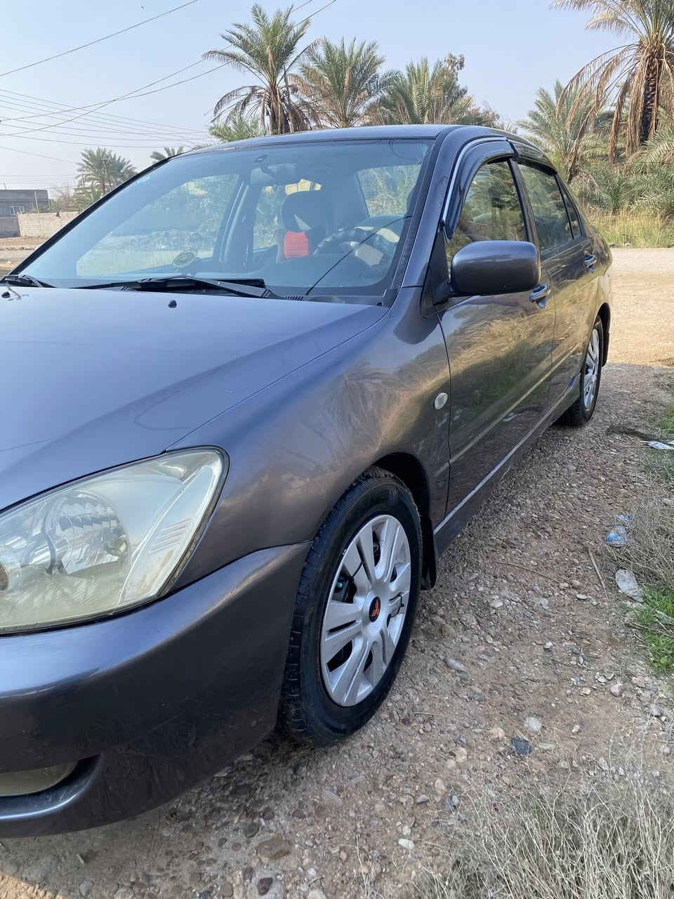 السلام عليكم 
لانسر 2011 رقم جديد 
سنويه لغاية 28 
كير مكينه تبريد مكفول 
صبغ حزام اثر شخوط  
مكينه 2000 يعني بدون داونز 
دبلات صدر امامي صار شهرين من بدلتهن بعدهن بالضمان
السعر 82 وبيها مجال بسيط 
المكان ديالى 
***********
