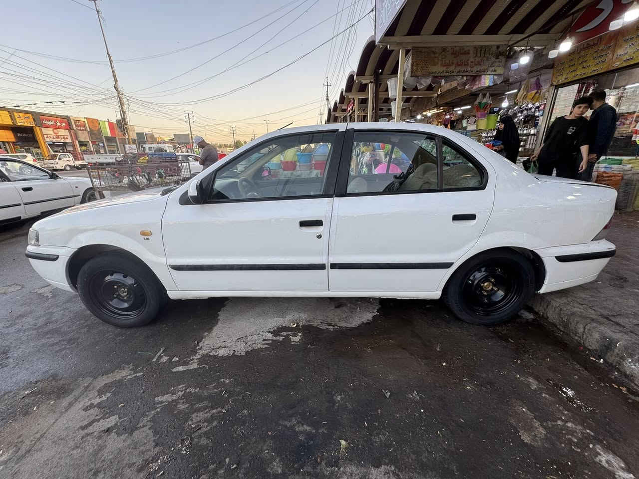 البيع سمند 
موديل 2011
رقم واسط 
تبريد شغال 
تخم تاير جديد 
سعر 43 وبيها مجال 
رقم الهاتف ***********
