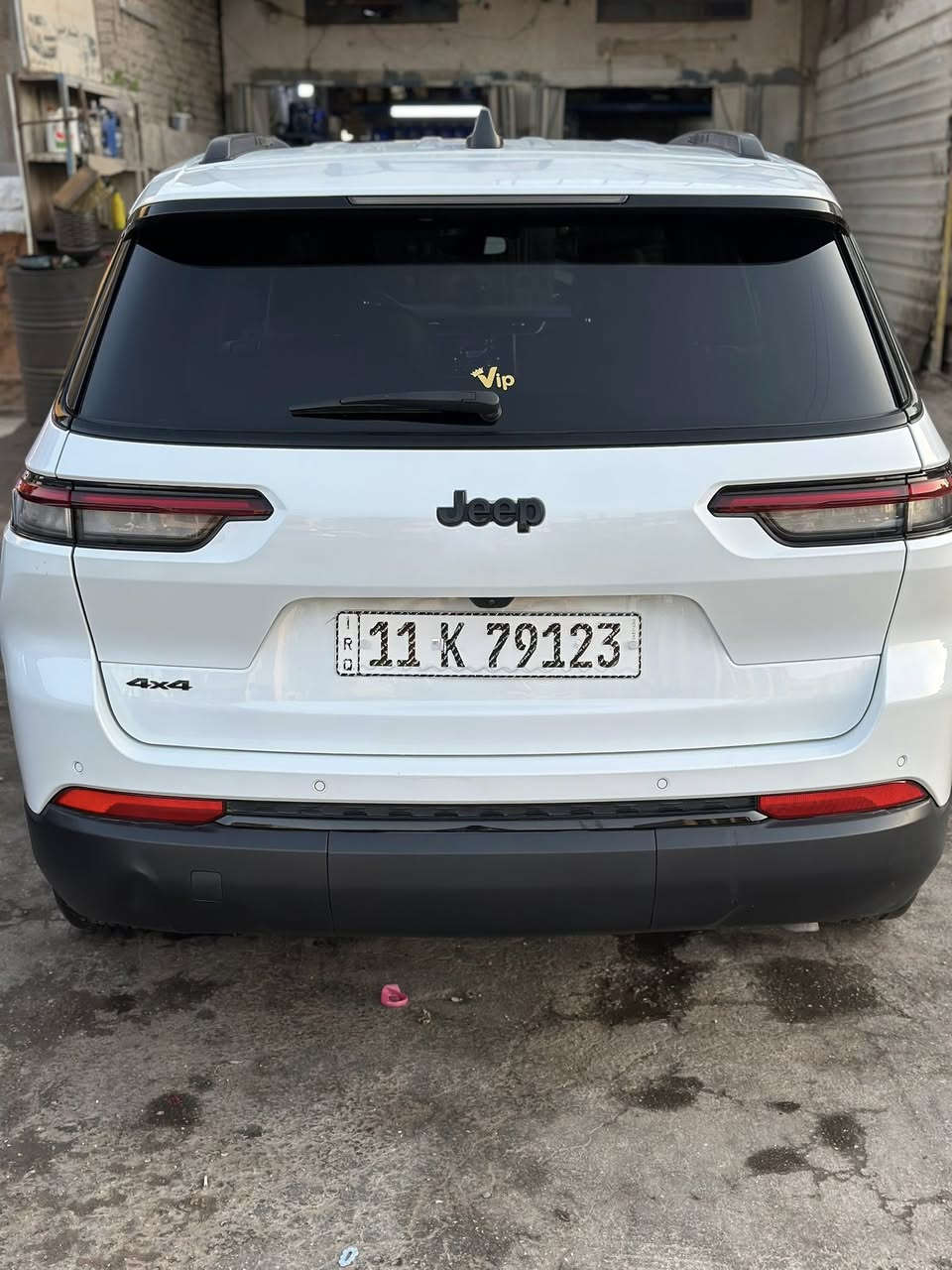للبيع:
جيب Jeep Grand Cherokee موديل 2024

* 7 راكب

* وارد أمريكي (كلين)

* الممشى: 16 KM

* مكفولة من كلشي

* لون ابيض 

* كشنات منفصلة VIP

* تبريد 3 قطع

* حساسات أمامي وخلفي

* رادارامامي مع مانع انزلاق 

* مقعد كهربائي

* تدفئة وتبريد للكشنات والستيرن

* رقم بغداد

* فور ويل 

* لون ابيض 

* تحكم ستيرن وشفتات 

السعر 310$ * 

للتواصل:

عنواني بغداد الشعب 

📞 ***********
