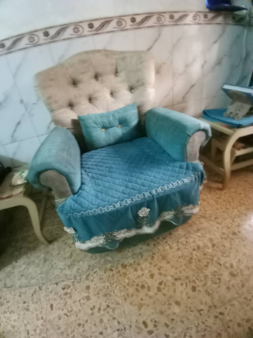 سلام عليكم غراض للبيع  منزليه
طباخ 
وطبلات 
وتخم


**إذا كنت صاحب هذا الإعلان وتريد حذفه لأي سبب، رجاءا أرسل رسالة إلى الدعم الفني**