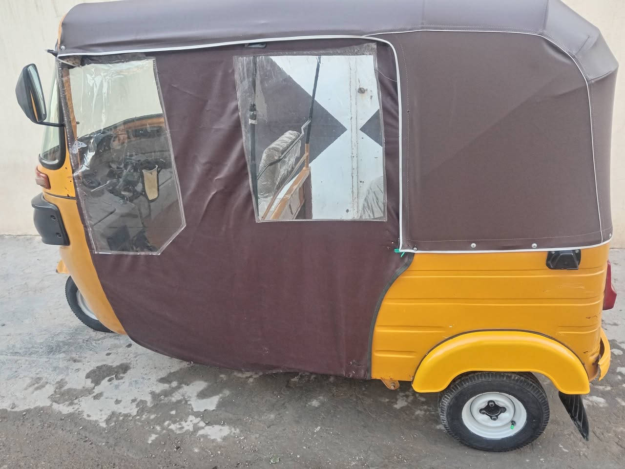 السلام عليكم
 تكتك2020 شهر 11 مرقم سنويه هزه جديده تحويل ثاني يوم تكتك كامله مابيه نقص برغي مكينه فول تراي زيرو  السعر 6600وبيه مجال للستفسار ***********
